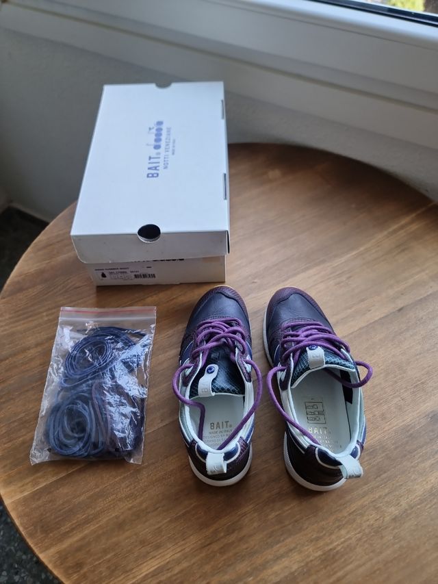 Diadora N9000