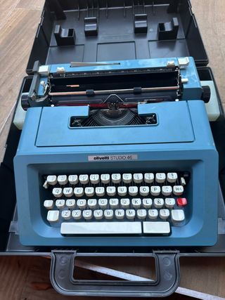 Olivetti Studio 46: Máquina de escribir