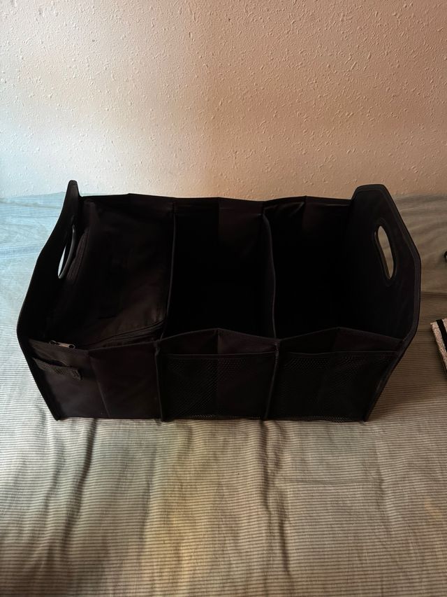 Separador + nevera para coche