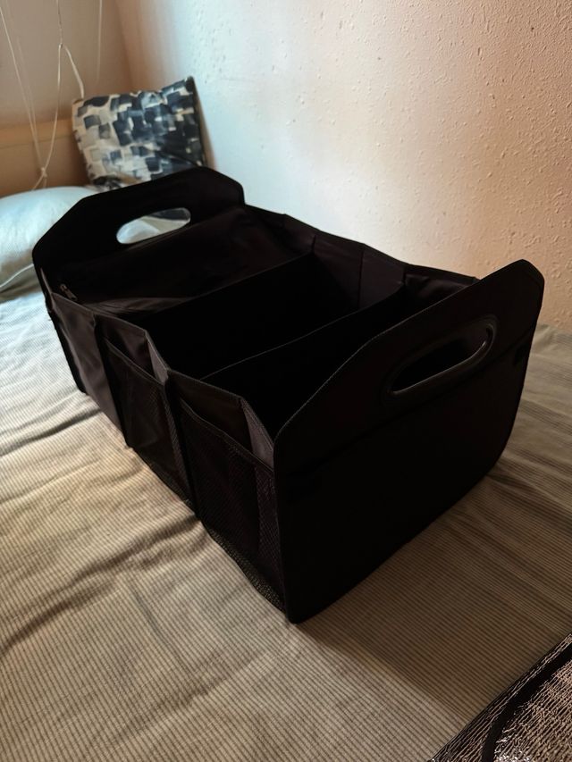 Separador + nevera para coche