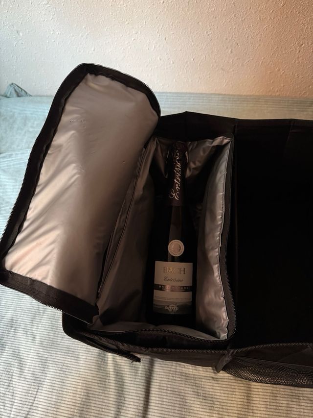 Separador + nevera para coche