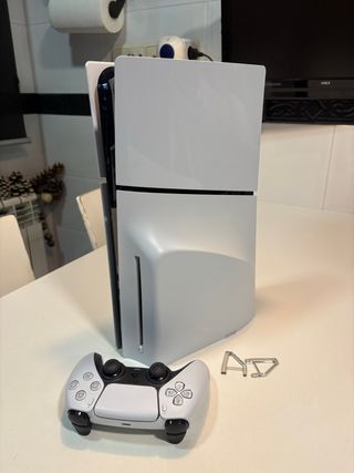 PS5 Slim Blanca + mando + 1 año de garantía 