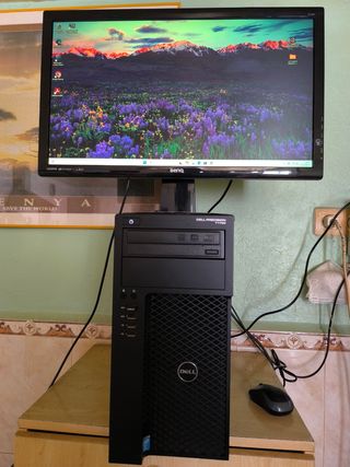 Computer più Schermo. SSD Wifi. Windows 11.