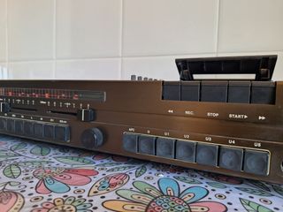 ITT Stereo 5601 HiFi Radio Cassette Amplificador