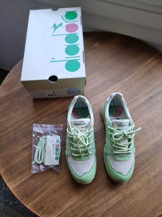  Diadora N9000 