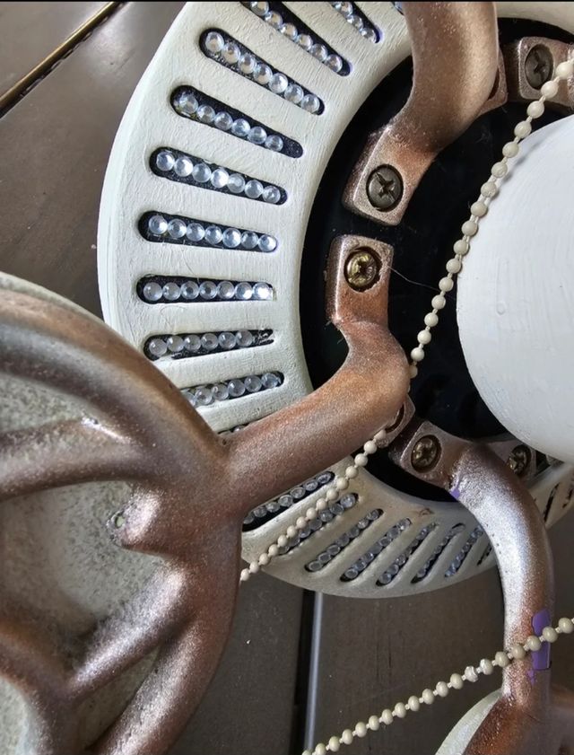 Ventilador de techo con luz y brillantes