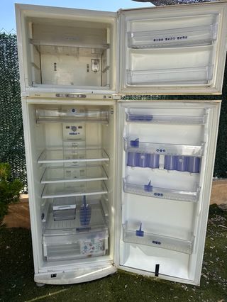 Nevera Whirlpool - PARA REPARAR