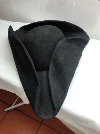 Sombrero veneziano tricornio negro carnaval