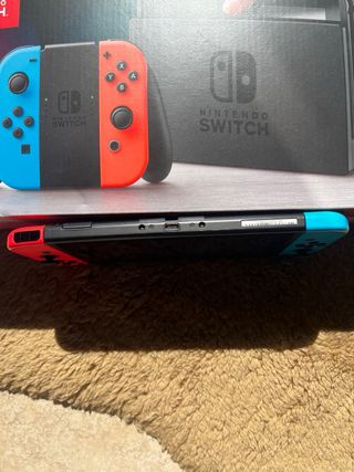 Nintendo Switch + Splatoon 2 + Biglietto 