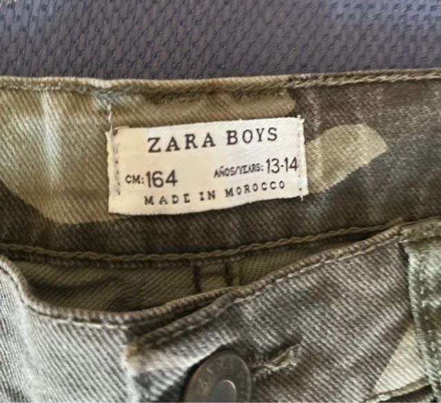 Pantalon corto camuflaje Zara
