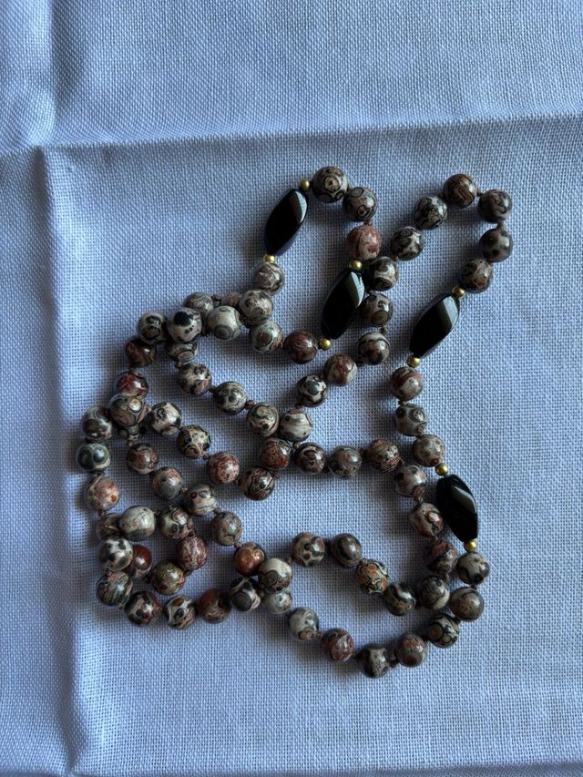 Collana pietre marroni e nere