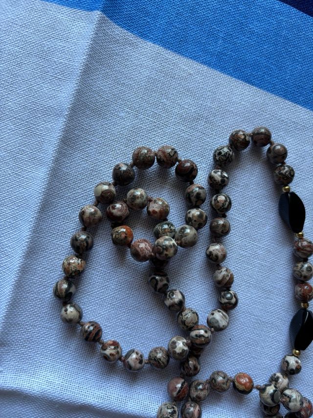 Collana pietre marroni e nere