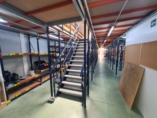 Altillo metálico industrial