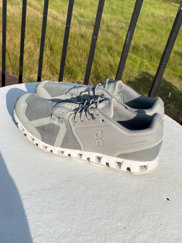 Zapatillas On Running Cloud 6 Gris - 40