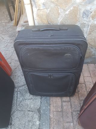 Maletas Samsonite usadas cada una