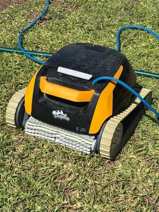 Dolphin E20 - Robot Limpiapiscina