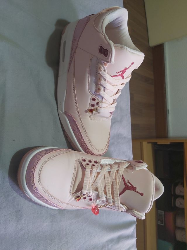 Zapatillas Jordan 3 Pink valentin