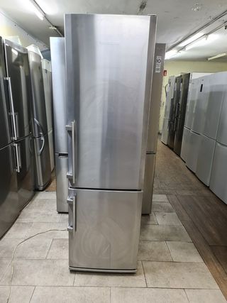 Nevera Liebherr A+ acero inoxidable