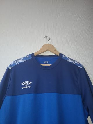 Camiseta Umbro talla L azul