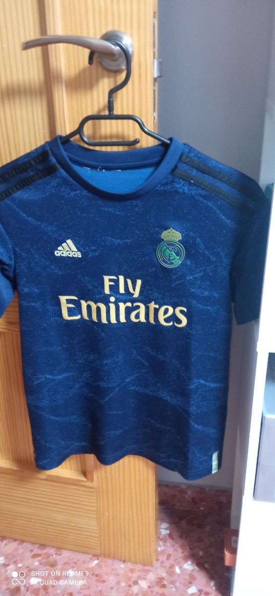 Equipación Real Madrid niño - Talla 8 años
