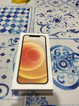 scatola iphone 12 bianco