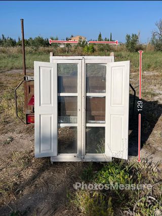 Ventanas antiguas blancas