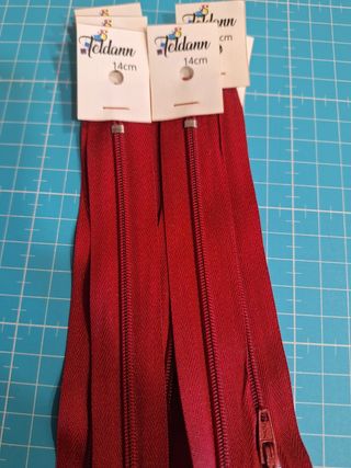 Cremalleras rojas 14cm