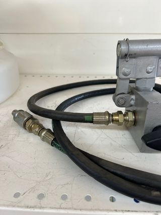 Bomba hidráulica Mega BM-04