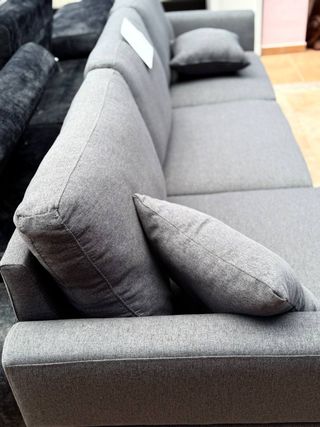 Sofá chaise longue gris