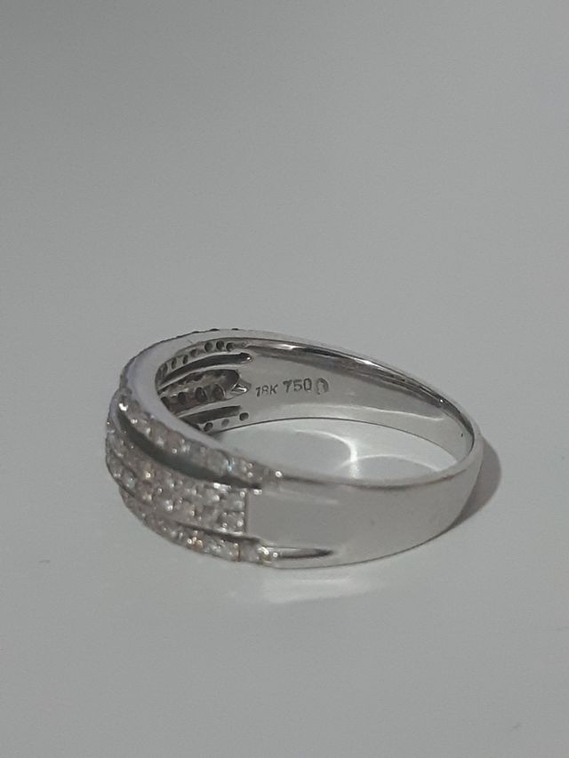 Anillo oro 18k diamantes