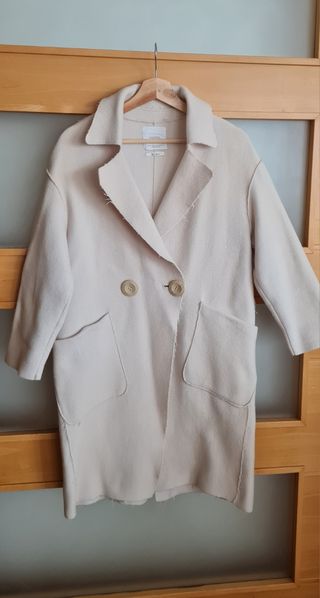 Abrigo beige de lana
