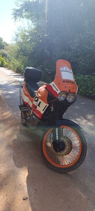 Honda África Twin 750 Repsol