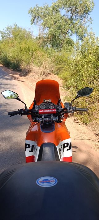 Honda África Twin 750 Repsol