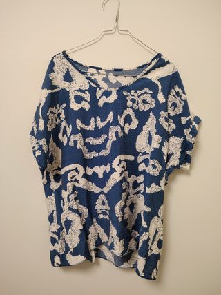 Conjunto  azul y blanco