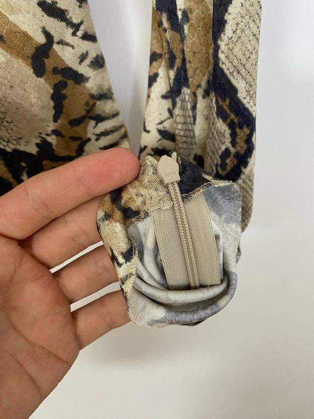 Blumarine top stampa serpente seta