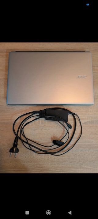 Portátil Acer Aspire V3-572G