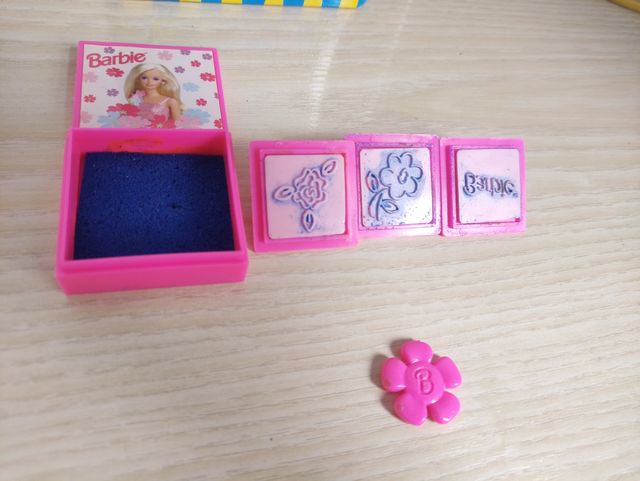 Sellos Barbie: 3 sellos + tintero