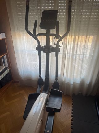 Bicicleta Elíptica BH Fitness ZK900
