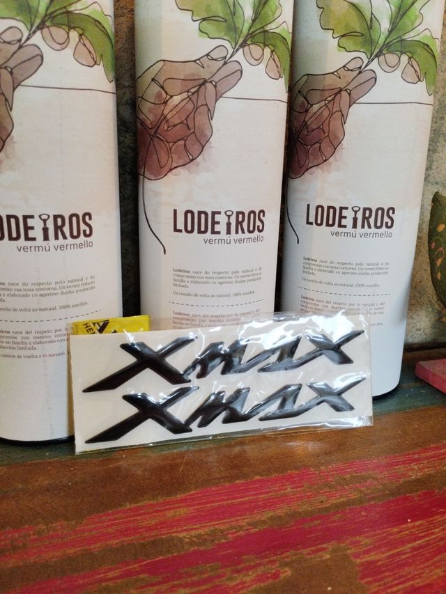 2 Pegatinas Yamaha XMAX