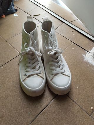 Zapatillas blancas altas