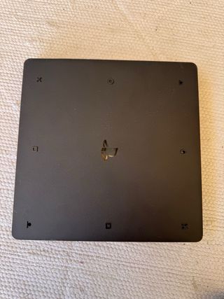 PS4 Slim 500GB - 2 mandos