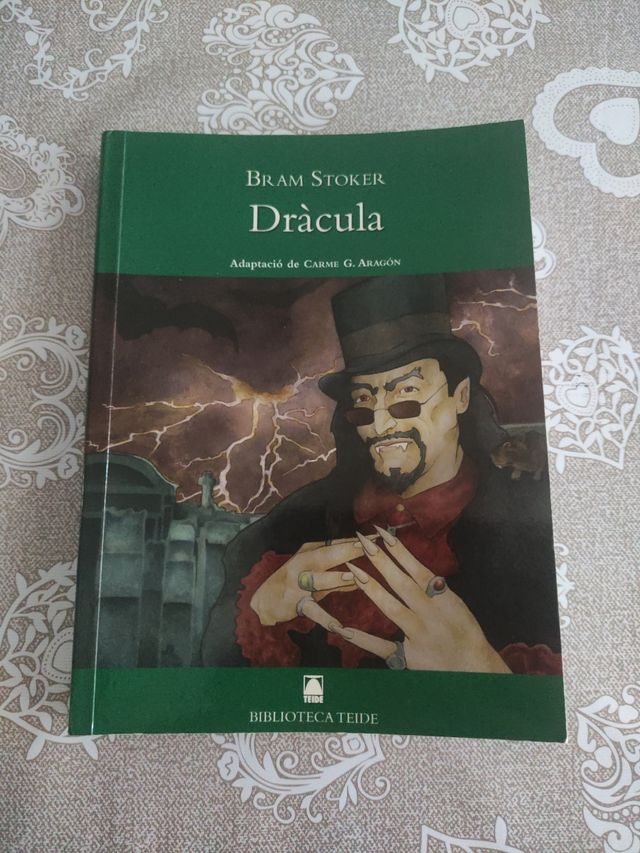 Biblioteca Teide 028 - Dràcula -Bram Stocker (C...