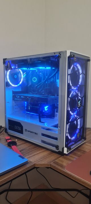 PC Gaming Ryzen 5 - RTX 2070 - Monitor AOC