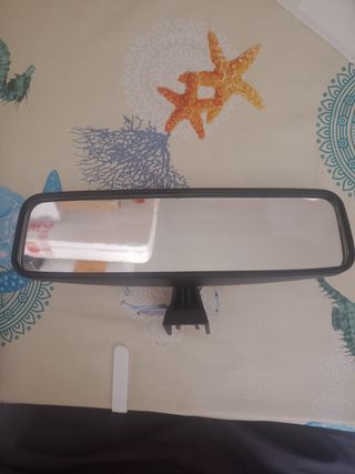 Espejo retrovisor coche