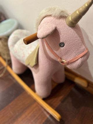 Caballo balancín unicornio rosa