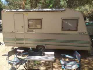 Caravana menos de 750 roller Sevilla 420 LP 5 plaz