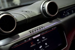 Ferrari Portofino   T V8 DCT 