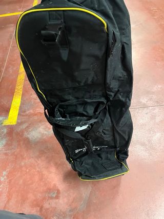 Bolsa golf Bridgestone - viaje