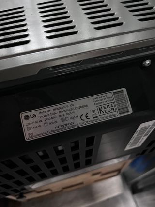 Microondas LG Smart Inverter 2 años de uso