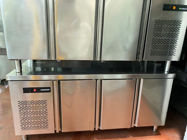 Mesa Fria Gastronorm 3 puertas